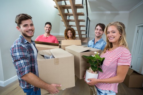 Removal van service for moving homes and businesses in Enfield