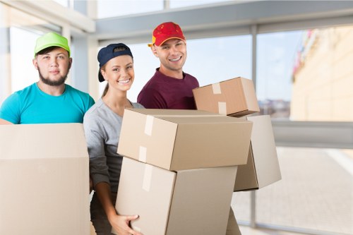 Packing and preparation support for a home move in Enfield